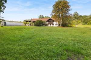 Wunderschöne Alleinlage mit Traumgrundstück! – Die vollständige Adresse der Immobilie erhältst du vom Anbieter., 84347 Pfarrkirchen – Vorschaubild 3