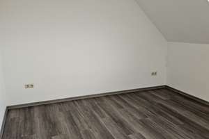 Schöne DHH mit Terrasse, großer Garage und Lagerfläche in Baltersweiler – Die vollständige Adresse der Immobilie erhältst du vom Anbieter., 66640 Namborn – Vorschaubild 21