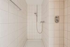 Gepflegte 4,5‑Zimmer‑Wohnung – 91 m² Wohnfläche mit Balkon und Aufzug in Essen-Horst – Die vollständige Adresse der Immobilie erhältst du vom Anbieter., 45279 Horst, Essen – Vorschaubild 11