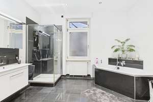Modernisierte 3-Zimmer-Etagenwohnung mit zwei Balkonen und zeitgemäßer Ausstattung – Die vollständige Adresse der Immobilie erhältst du vom Anbieter., 65201 Schierstein, Wiesbaden – Vorschaubild 3