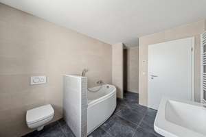 Exklusives Wohnen im Zentrum: 4 Raum Wohnung mit Balkon - Erstbezug – Die vollständige Adresse der Immobilie erhältst du vom Anbieter., 15232 Altberesinchen, Frankfurt (Oder) – Vorschaubild 8