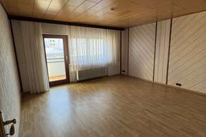 Wohnen mit Charakter: 2-Zimmer-Wohnung mit Garage, Loggia & Einbauküche in Brühl