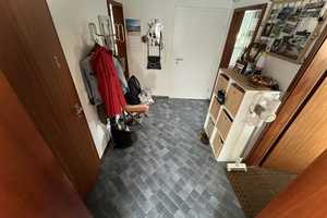 Helle 3-Zimmer Erdgeschoss Wohnung mit Balkon und Einbauküche in Stgt.-Untertürkheim – Gehrenwaldstraße 53, 70327 Stuttgart – Vorschaubild 2