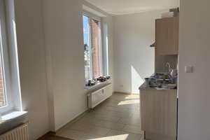 Helle 3-Zimmer-Wohnung im 3. OG in Kiel-Südfriedhof – Harmsstraße 25, 24114 Südfriedhof, Kiel – Vorschaubild 1