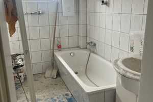 Freundliche und modernisierte 3-Raum-Wohnung mit Balkon in Bochum – Königsallee 169, 44799 Bochum – Vorschaubild 3