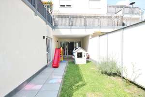 "Ein Ort der Ruhe, Eleganz und Lebensqualität"
Exklusives Wohnen mit privatem Gartenensemble und üb – Die vollständige Adresse der Immobilie erhältst du vom Anbieter., 94032 Passau, Passau – Vorschaubild 13