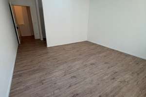 Großzügige 1,5-RW mit Balkon zu vermieten! – Zwingerstraße 12, 6110 Südliche Innenstadt, Halle (Saale) – Vorschaubild 9