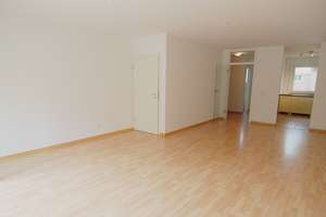 Familienfreundliches Reihenmittelhaus in ruhiger Lage von Düsseldorf-Einbrungen – 40489 Wittlaer, Düsseldorf – Vorschaubild 3