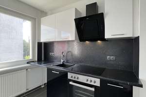 Hier werden selbst die Nachbarn neidisch! - moderne 3 Zi. EBK & Bad