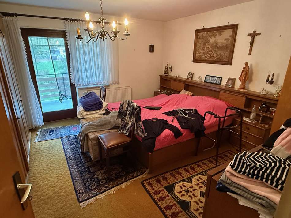 Schlafzimmer 1