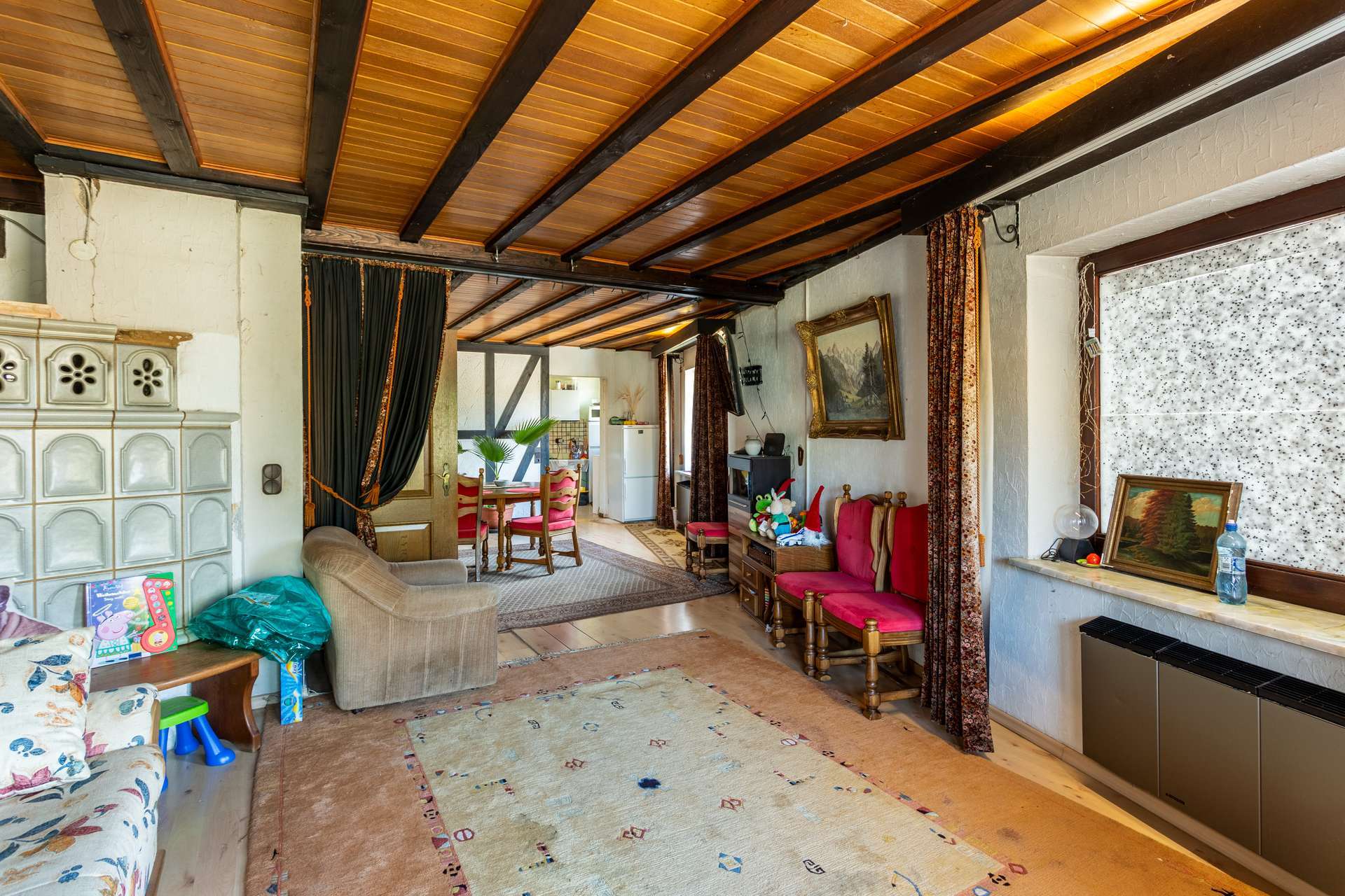 Immobilie in Nettersheim - Handwerker aufgepasst! Großes Wohnhaus mit Scheune, Garagen und großem Grundstück - Bild 2