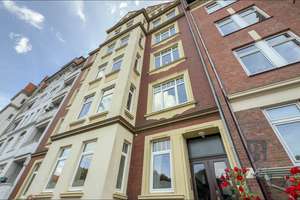 Hohe Decken, Weitblick, Innenstadt: Altbauwohnung in Bremerhaven – Die vollständige Adresse der Immobilie erhältst du vom Anbieter., 27568 Mitte, Bremerhaven – Vorschaubild 1