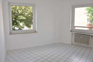 Helle, ruhig gelegene 2 Zi-Whg. KEIN Balkon, mit Wohnküche, 3 min. zur U75 – Ellerkirchstraße 24, 40229 Eller, Düsseldorf – Vorschaubild 9