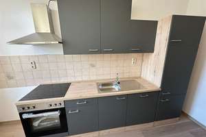 Neue Einbauküche! Große 3-Zimmer mit neuem Laminat und Wannenbad in guter Lage! – Olbernhauer Straße 22, 9125 Altchemnitz, Chemnitz – Vorschaubild 18