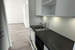 DG Wohnung mit 10 qm Südterrasse – Die vollständige Adresse der Immobilie erhältst du vom Anbieter., 65187 Biebrich, Wiesbaden – Vorschaubild 7