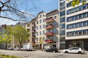 Hochwertig sanierte Altbauwohnung: Lichtdurchflutetes Raumwunder mit Balkon in Berlin Westend – Die vollständige Adresse der Immobilie erhältst du vom Anbieter., 14059 Westend, Berlin – Vorschaubild 18