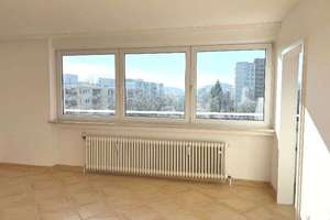 Helle 1-Zimmer Wohnung im 5. OG  - Schwimmbad in der Wohnanlage – Plievierpark 18, 81737 Neuperlach, München – Vorschaubild 2