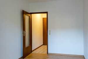 Schönes 1-Zimmer Apartment, mit Balkon, in Mannheim-Lindenhof - zentral gelegen – Meerfeldstraße 11, 68163 Mannheim – Vorschaubild 5
