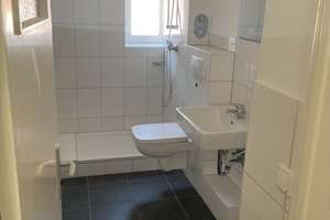 Einzugsbereit: Ihre neue Wohnung: individuelle 2-Zimmer-Wohnung – Tarnowitzer Weg 14, 22049 Dulsberg, Hamburg – Vorschaubild 3