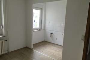 Schicke 2-Zimmer-Wohnung mit Balkon in Hagen Eilperfeld! – Hohle Straße 37, 58091 Eilpe, Hagen – Vorschaubild 4