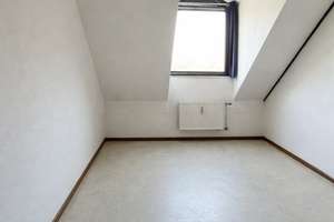 Mitten in der City von Erlangen ! Kleines 1 -Zi-Studentenapp, 15 m²,  5.OG mit Aufzug