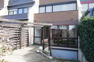 Helles Reihenhaus mit flexibler Raumaufteilung, Terrasse, Garten und Garage. – Die vollständige Adresse der Immobilie erhältst du vom Anbieter., 76185 Grünwinkel, Karlsruhe – Vorschaubild 4