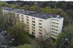Geräumige 2-Zimmer Wohnung in Forstenried mit Balkon und viel Potential!