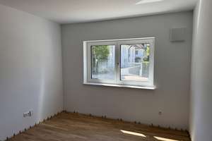 Erstbezug | hochwertige 2-Zimmer Terrassenwohnung  | Einbauküche | Stellplatz | KFW55 | ER-Zentrum – Anton-Bruckner-Straße 8, 91052 Röthelheim, Erlangen – Vorschaubild 11