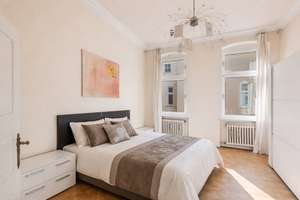 5-Zimmer-Wohnung mit Sauna & Balkon – bezugsfrei nahe KaDeWe – Die vollständige Adresse der Immobilie erhältst du vom Anbieter., 10787 Schöneberg, Berlin – Vorschaubild 8