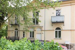 Wohnen in herrschaftlicher Villa – 1705 Freital – Vorschaubild 1