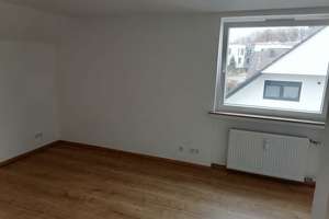 gemütliche 2 Zi Dachgeschosswohnung in guter Lage ,fertig zum Einziehen – Hainstraße 164, 42109 Uellendahl-Katernberg, Wuppertal – Vorschaubild 3
