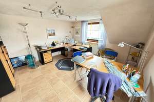 Wiesbaden-Breckenheim: Generationenhaus oder großes Familienrefugium! – Die vollständige Adresse der Immobilie erhältst du vom Anbieter., 65207 Breckenheim, Wiesbaden – Vorschaubild 7