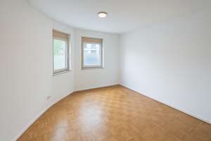 Provisionsfrei: Stilvolle 4-Zimmer-Wohnung mit Terrasse & 179m² Nutzfläche in Wasserlage – Die vollständige Adresse der Immobilie erhältst du vom Anbieter., 13597 Spandau (Ortsteil), Berlin – Vorschaubild 3
