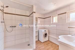Sie hier? Wir auch! Gepflegter Bungalow mit Garage und 3 Carports auf einem 808,00 m² gr. Grundstück – 67065 Mundenheim, Ludwigshafen am Rhein – Vorschaubild 14