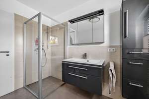 4-Zimmer-Wohnung mit Balkon und zwei Stellplätzen in Wolfsburg-Ehmen – Die vollständige Adresse der Immobilie erhältst du vom Anbieter., 38442 Ehmen, Wolfsburg – Vorschaubild 3