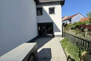 Hier werden Sie sich wohlfühlen! Neubauwohnhaus mit Terrasse und Wohlfühlambiente – Die vollständige Adresse der Immobilie erhältst du vom Anbieter., 76744 Wörth am Rhein – Vorschaubild 23