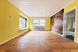 nah am Meer: großes Wohnhaus mit Kaminzimmer, Garage & Garten – Die vollständige Adresse der Immobilie erhältst du vom Anbieter., 25761 Büsum – Vorschaubild 9
