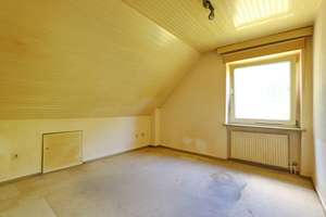 Einfamilienhaus mit Einliegerwohnung und Doppelgarage in Hamburg Langenhorn – Die vollständige Adresse der Immobilie erhältst du vom Anbieter., 22415 Langenhorn, Hamburg – Vorschaubild 25