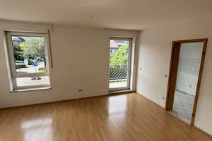Lichtdurchflutete 2-Zimmer Wohnung mit Balkon und Gäste WC – Großheidstraße 125, 52080 Haaren, Aachen – Vorschaubild 2