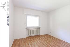 Frisch renovierte 3 Zimmer-Wohnung mit Loggia in Bielefeld-Senne – Die vollständige Adresse der Immobilie erhältst du vom Anbieter., 33659 Senne, Bielefeld – Vorschaubild 6