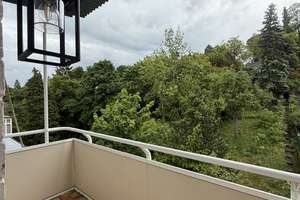 Stilvolle 2,5-Zimmer-Dachgeschosswohnung im Altbaucharme – Erstbezug, mit Balkon, frei – Reinsburgstr. 93, 70176 Rotebühl, Stuttgart – Vorschaubild 1