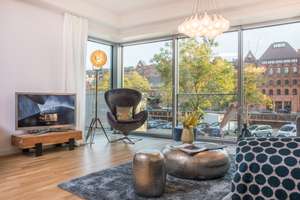 Fantastische Aussicht trifft moderne Wohnatmosphäre: Großzügige 2-Zimmer Wohnung – Dovenfleet 1D, 20457 Hamburg-Altstadt, Hamburg – Vorschaubild 3