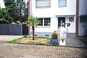 Doppelhaushälfte mit Garage und großem Garten in Oberhausen-Alstaden