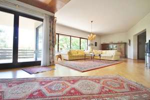 "Exklusive Premiumlage in Passau"
Großzügige Villa mit reichlich Platz, viel Privatsphäre und traum – Die vollständige Adresse der Immobilie erhältst du vom Anbieter., 94034 Hacklberg, Passau – Vorschaubild 20