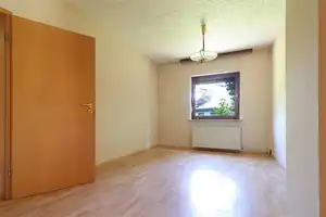 Burglesum / Familienfreundlicher Bungalow in attraktiver Lage mit viel Potenzial – Bremen – Vorschaubild 5