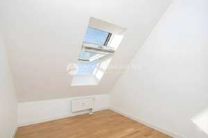 2021 gebaut! 2,5-Zi. DG-Whg: 30qm Wohnraum, Süd-Balkon und EBK! – Trützschlerstr. 12, 12487 Johannisthal, Berlin – Vorschaubild 10