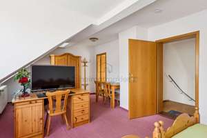 Zuhause mit Perspektive: großzügiges Wohnhaus für Familien, Generationen & individuelle Wohnkonzepte – Die vollständige Adresse der Immobilie erhältst du vom Anbieter., 4249 Großzschocher, Leipzig – Vorschaubild 11