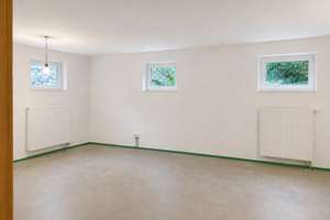 Gepflegtes Einfamilienhaus mit Garten, großer Terrasse, Tageslichtkeller und Ausbaureserve – Die vollständige Adresse der Immobilie erhältst du vom Anbieter., 86633 Neuburg an der Donau – Vorschaubild 12