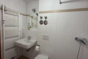 Frisch gestrichene 3-Zimmer-Wohnung im EG in Top-Lage in Köln-Weidenpesch – Neusserstr. 764, 50737 Weidenpesch, Köln – Vorschaubild 6