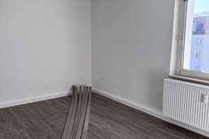 Frisch renovierte 3 Zimmerwohnung mit Wohlfühlcharakter und Balkon! – Sebald-Heyden-Str. 13, 90469 Gartenstadt, Nürnberg – Vorschaubild 3